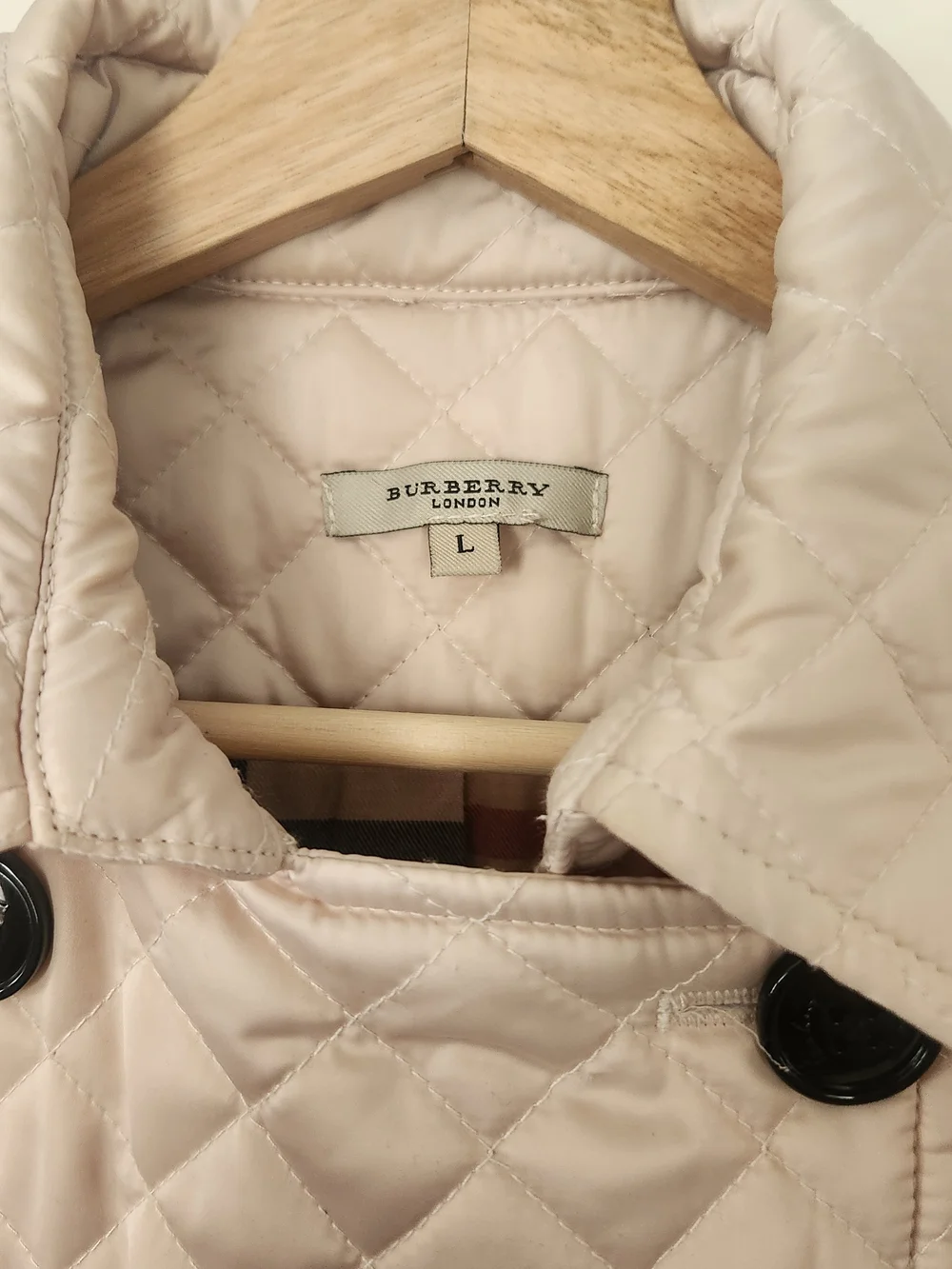 Burberry ivory Quilted Trench Coat - Picture 2 of 11